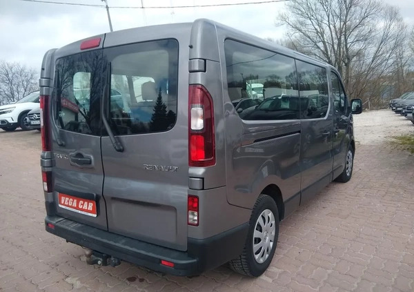 Renault Trafic cena 83886 przebieg: 159000, rok produkcji 2017 z Wałbrzych małe 172